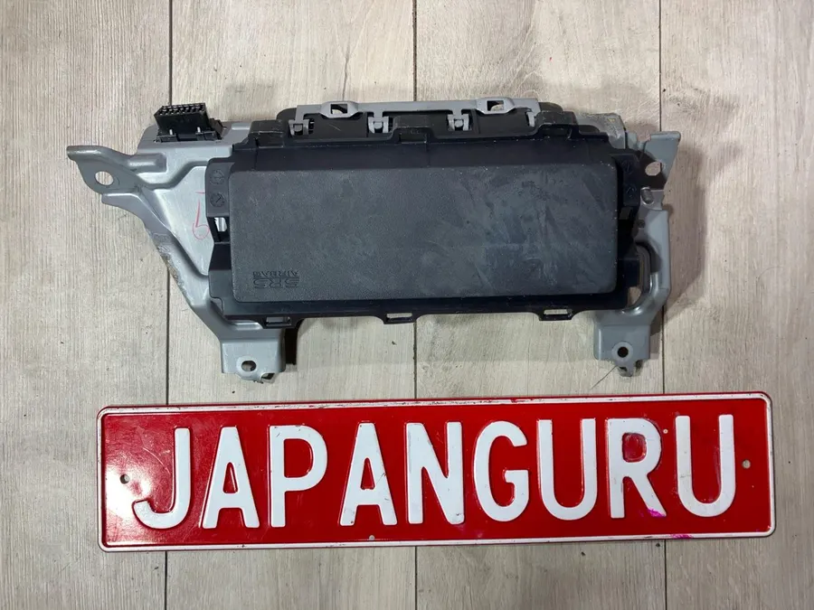 Подушка безопасности в колени Mitsubishi Lancer 10 4B11 2.0 2007 (б/у)