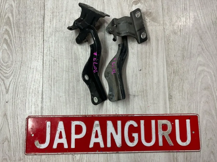 Петля капота Nissan X-Trail NT31 MR20 2012 перед. (б/у)