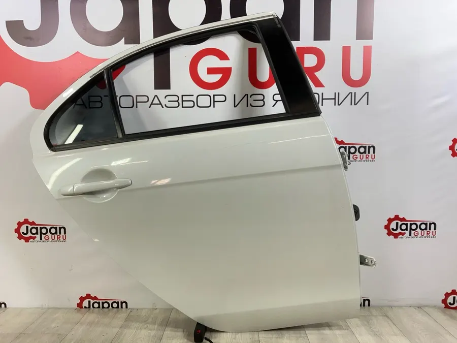Дверь боковая Mitsubishi Lancer 10 4J10 1.8 2013 задн. прав. (б/у)