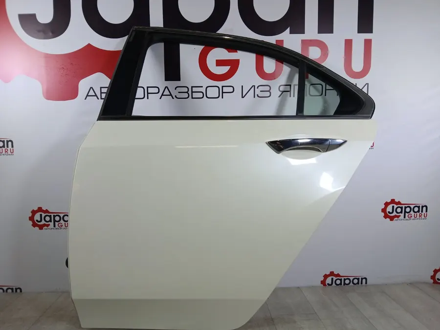 Дверь боковая Honda Accord 8 K24A 2010 задн. лев. (б/у)