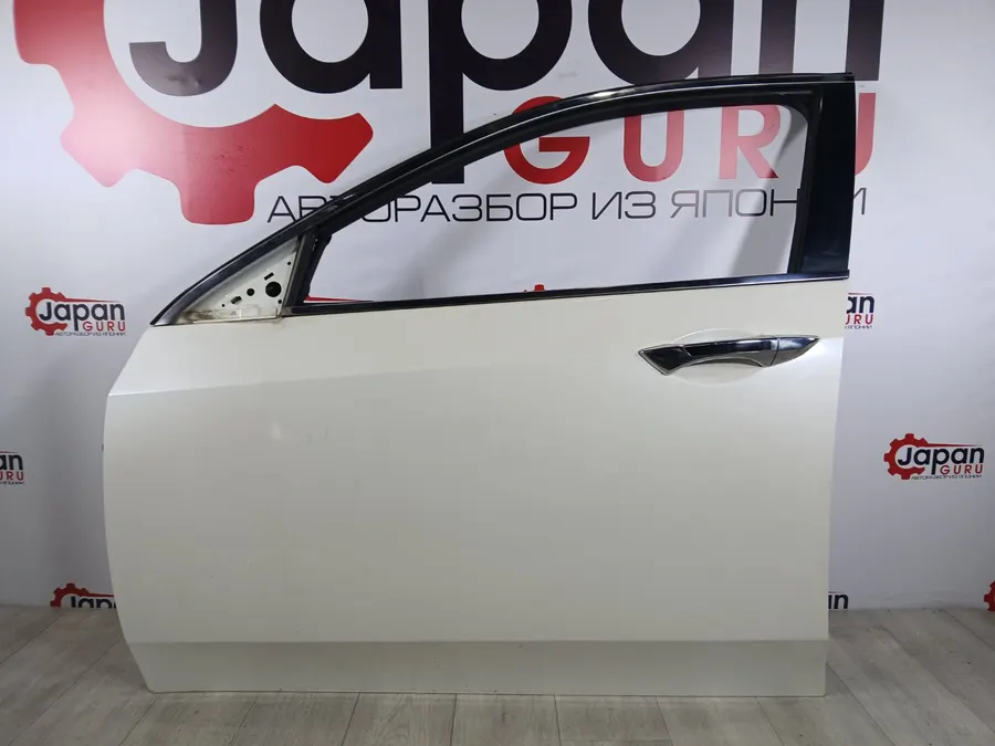 Дверь боковая Honda Accord 8 K24A 2010 перед. лев. (б/у)