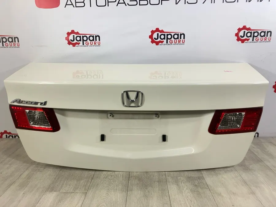 Крышка багажника Honda Accord 8 K24A 2010 (б/у)