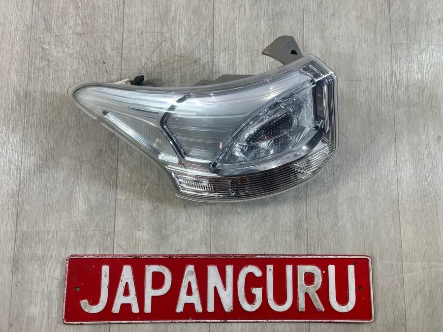 Фонарь задний Mitsubishi Outlander GF7W 4J11 2.0 2014 задн. лев. (б/у)