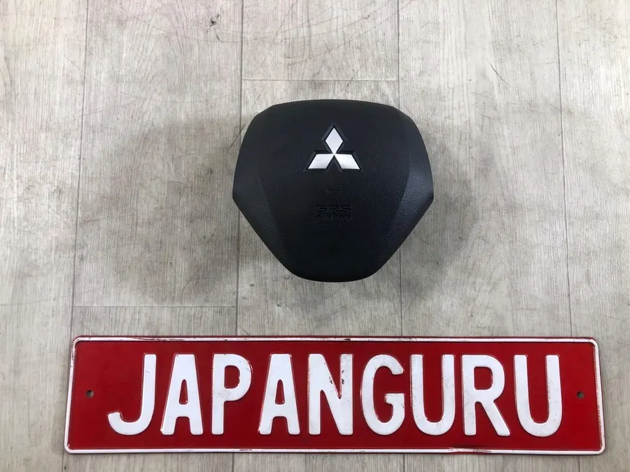Подушка безопасности в руль Mitsubishi Outlander GF8W 4J12 2013 (б/у)