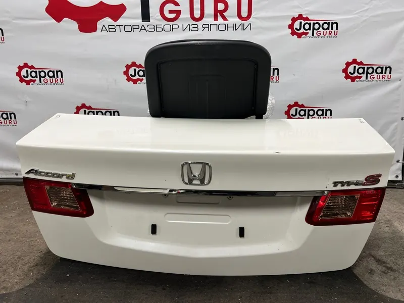 Крышка багажника Honda Accord 8 K24A 2012 задн. (б/у)