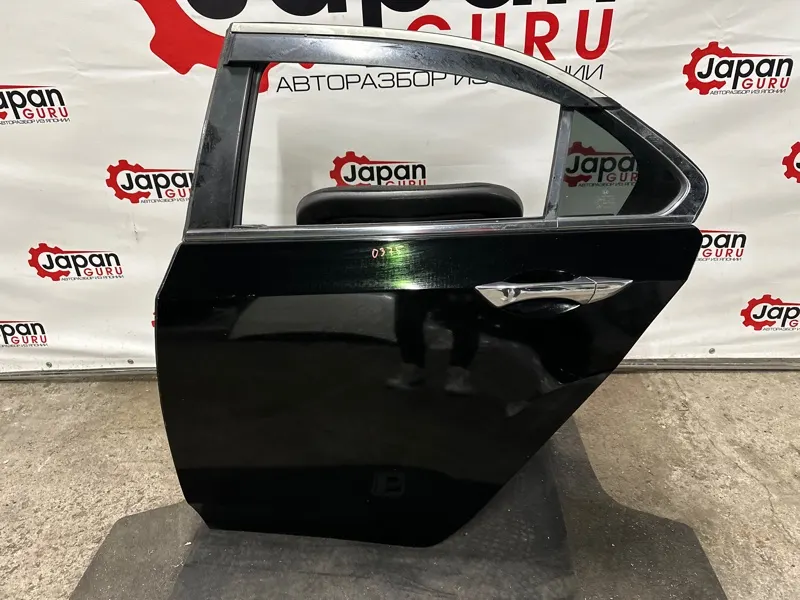 Дверь боковая Honda Accord 8 K24A 2011 задн. лев. (б/у)