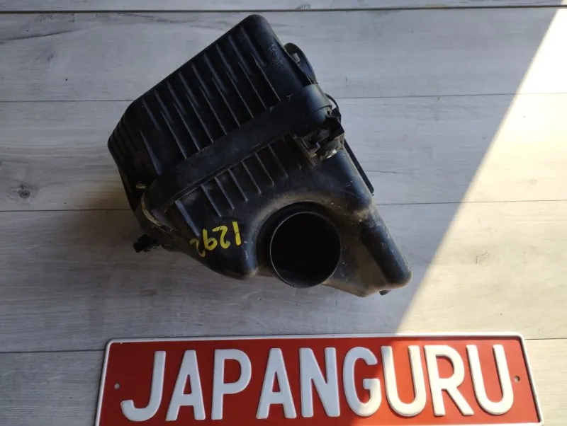 Корпус воздушного фильтра Suzuki Grand Vitara JT J24B 2010 (б/у)