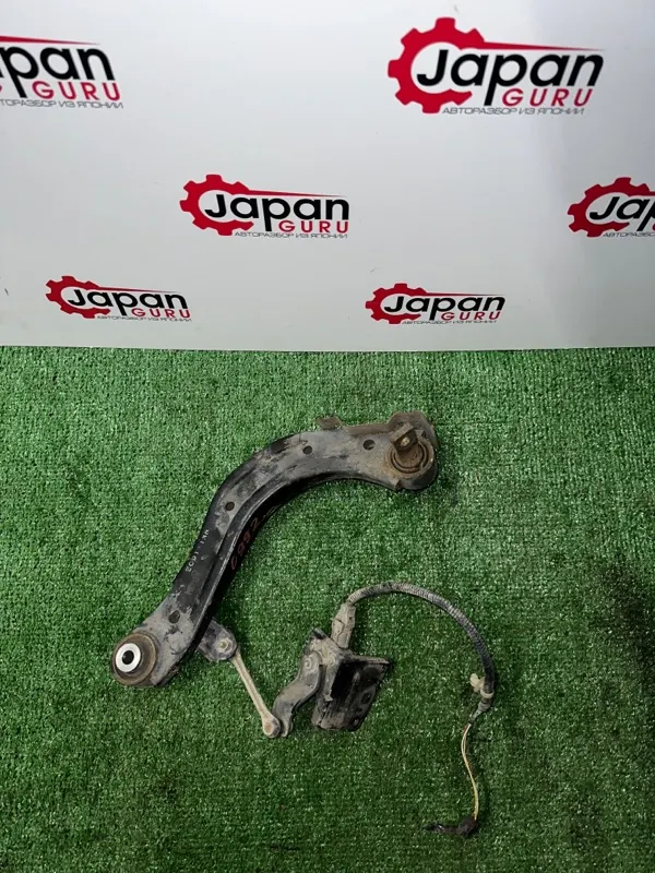 Рычаг серповидный Honda Civic 8 FD1 R18 2009 задн. (б/у)