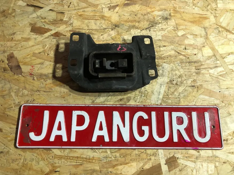 Подушка АКПП Mazda 3 BK СЕДАН LF 2003 (б/у)
